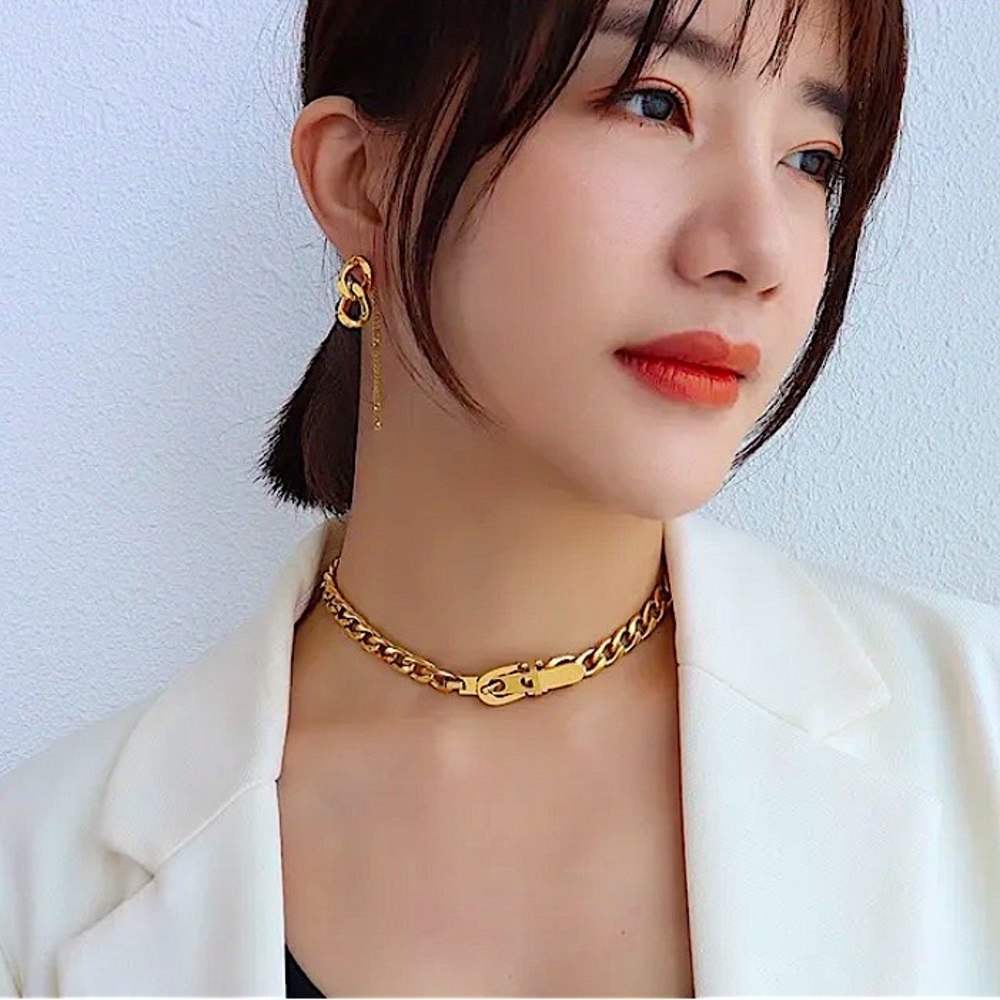 Gold Link Choker Necklace and Bracelet Set - Picture 5 of 14